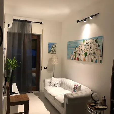 Red Apartman