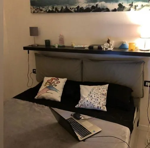 Apartment Red